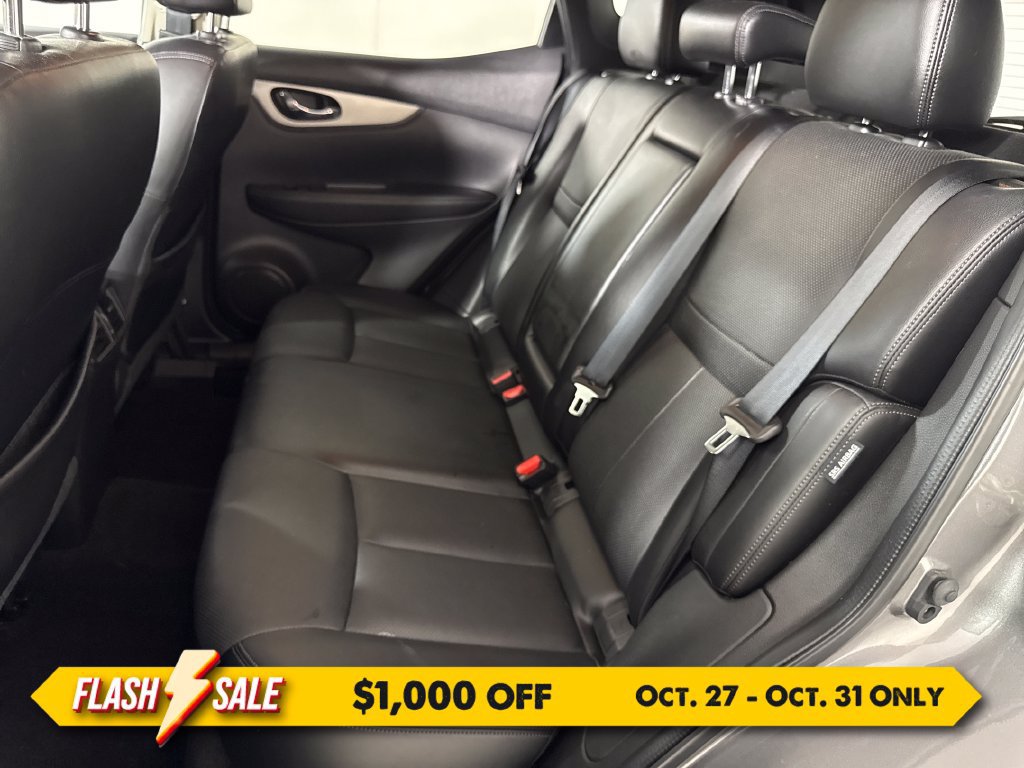 Used 2020 Nissan Rogue Sport SL FWD image 12