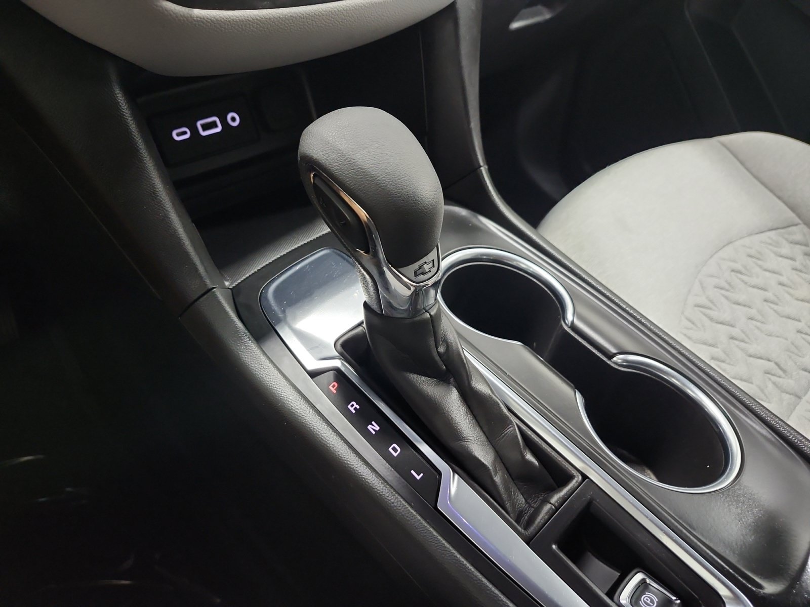 Used 2023 Chevrolet Equinox LS FWD image 21