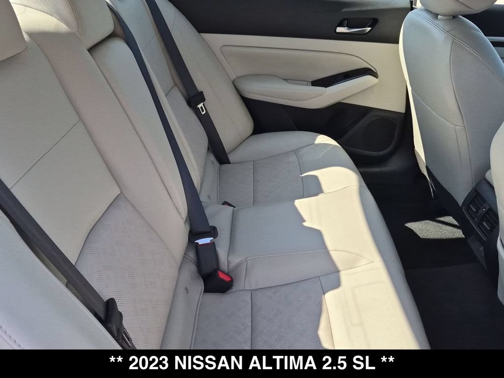 Used 2023 Nissan Altima 2.5 SL AWD/4WD image 27