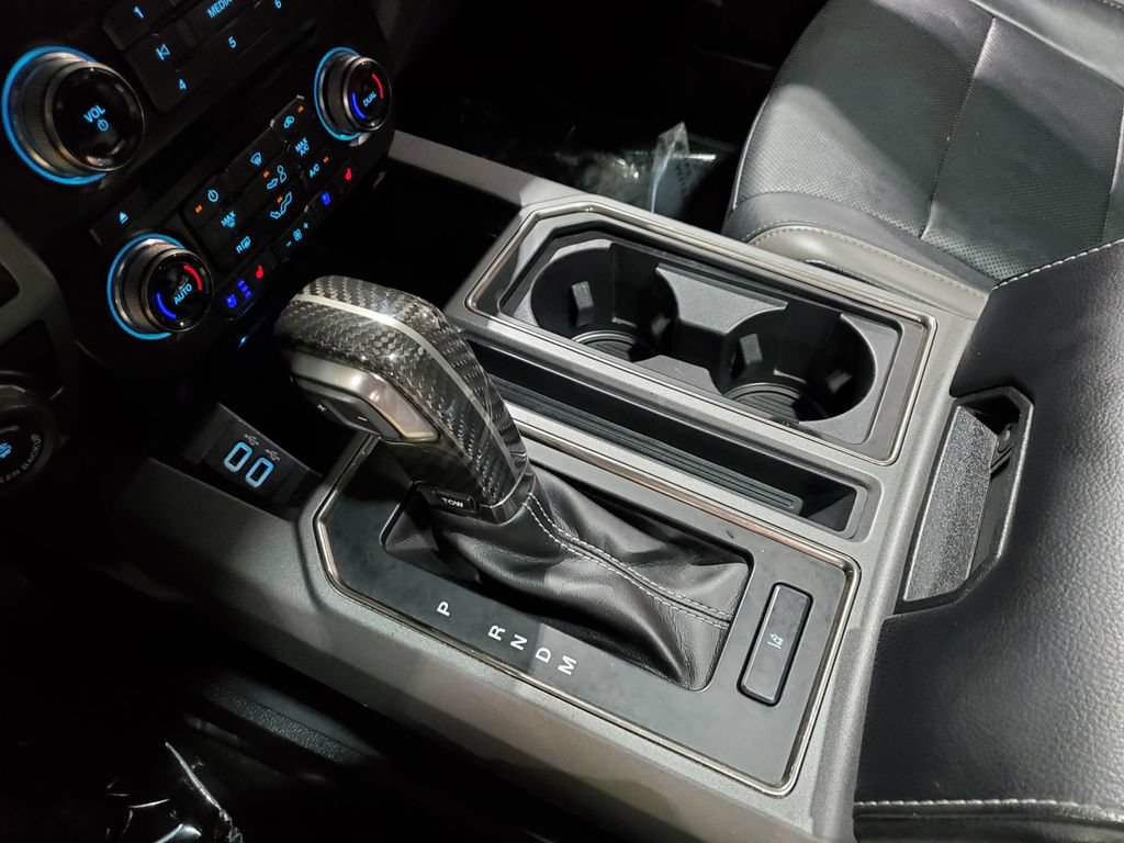 Used 2018 Ford F150 Raptor w/ Equipment Group 802A Luxury AWD/4WD image 34