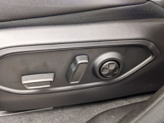 New 2025 Jeep Grand Cherokee Limited w/ Black Appearance Package image 7