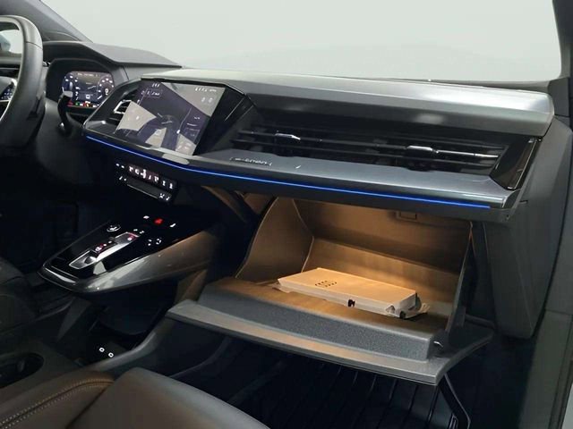 Used 2024 Audi Q4 e-tron Premium Plus w/ Premium Plus image 84