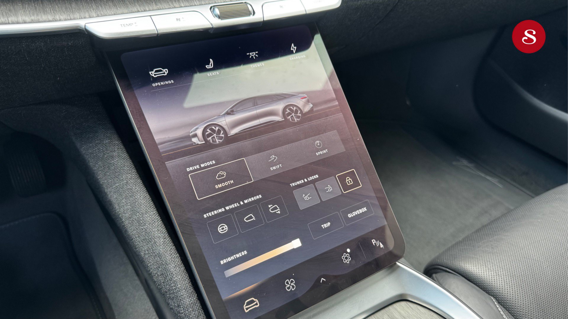 Used 2023 Lucid Air Touring AWD/4WD image 16