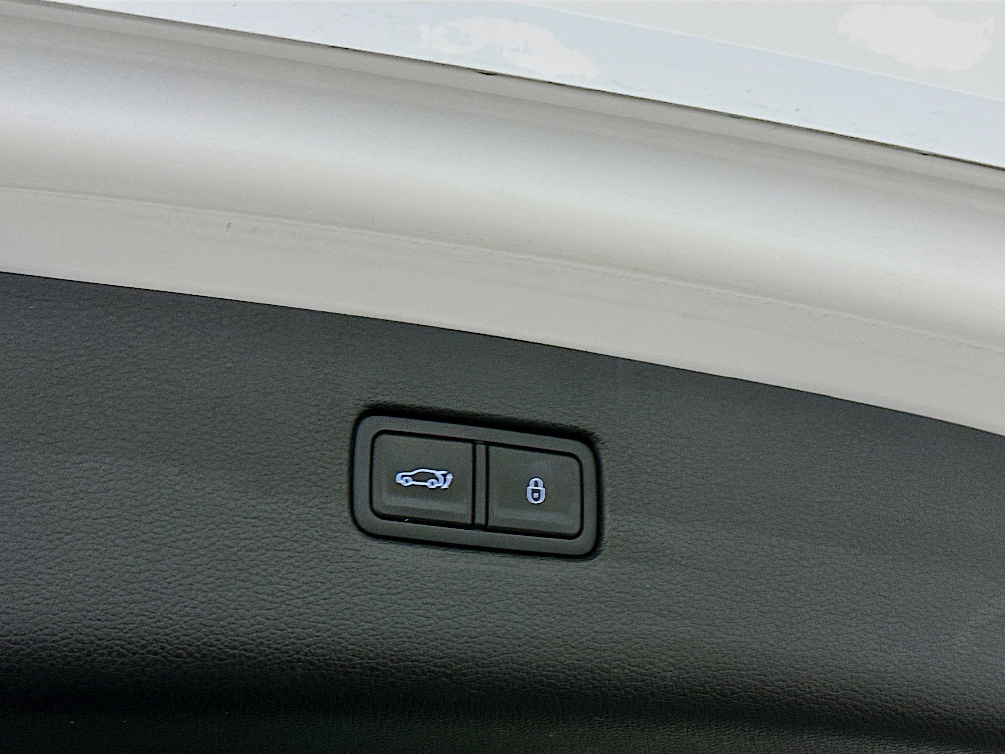 Used 2024 Genesis GV80 2.5T image 31