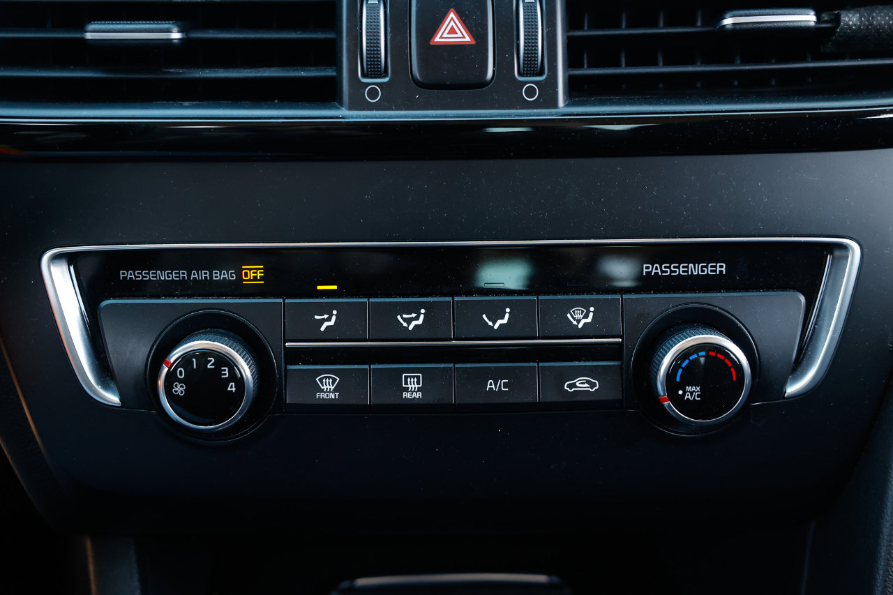 Used 2017 Kia Optima LX image 30