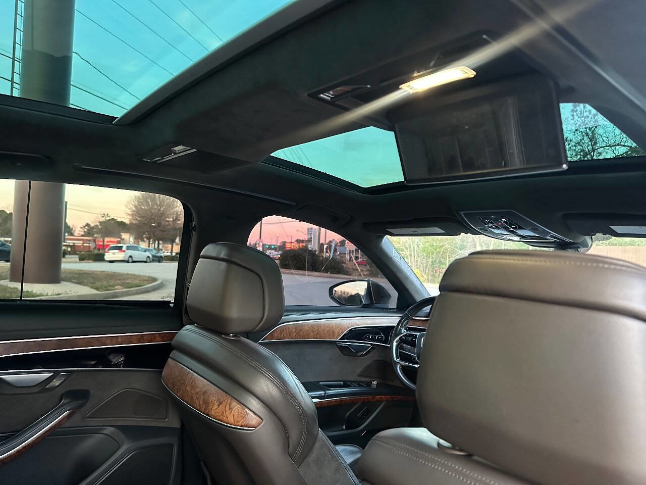 Used 2019 Audi A8 L 3.0T w/ Executive Package AWD/4WD image 10