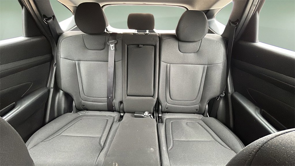Certified 2025 Hyundai Tucson SE image 11