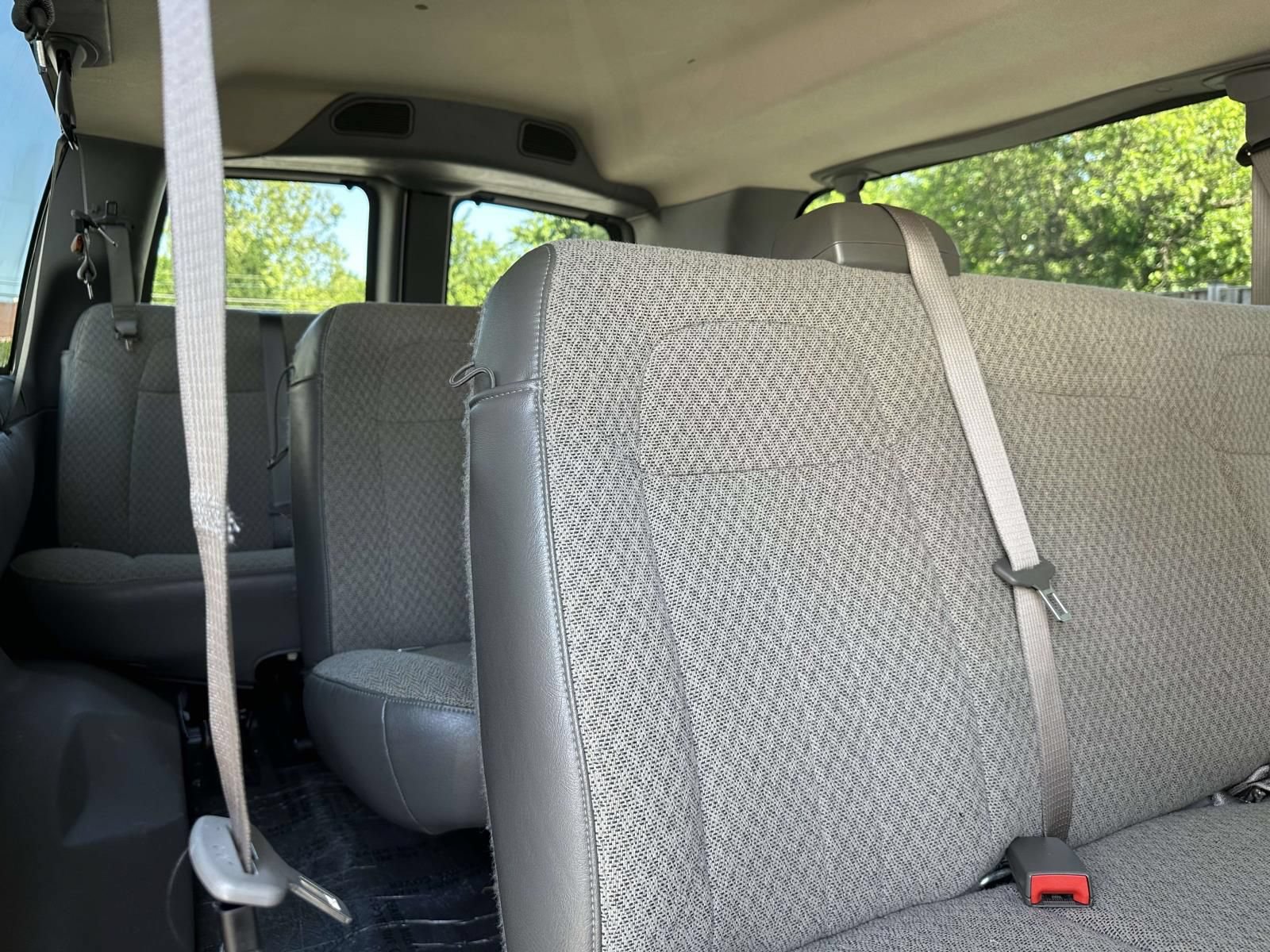Certified 2025 Chevrolet Express 3500 LT w/ LT Preferred Equipment Group RWD image 25