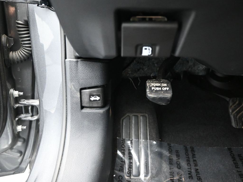 Used 2024 Nissan Altima 2.5 SR image 36