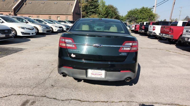 Used 2014 Ford Taurus SEL w/ Equipment Group 201A FWD image 4