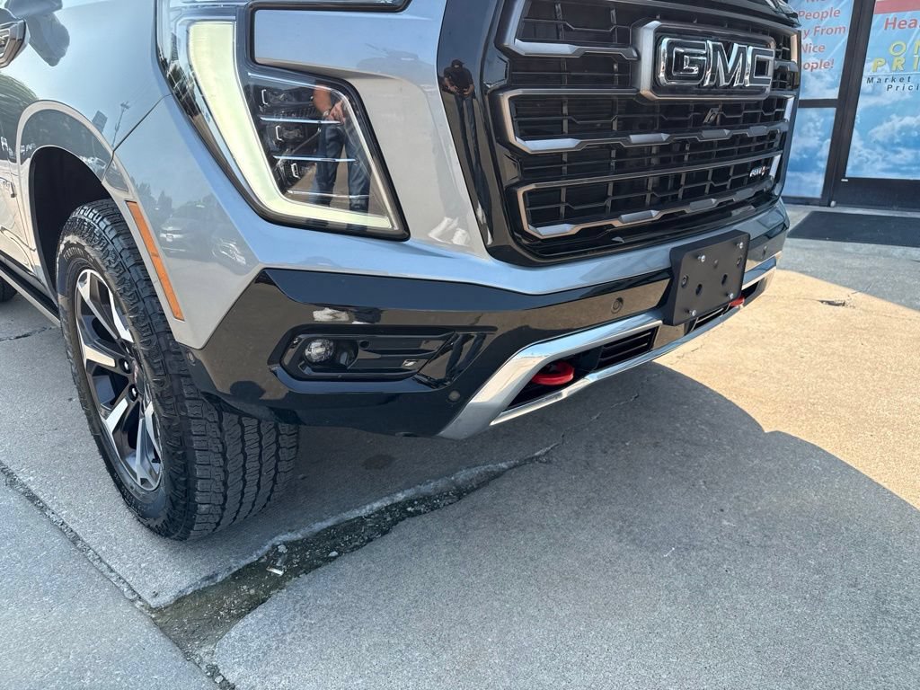 Used 2026 GMC Yukon AT4 Ultimate AWD/4WD image 16
