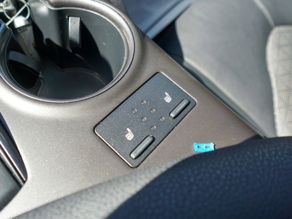 Used 2022 Toyota Camry XSE image 25