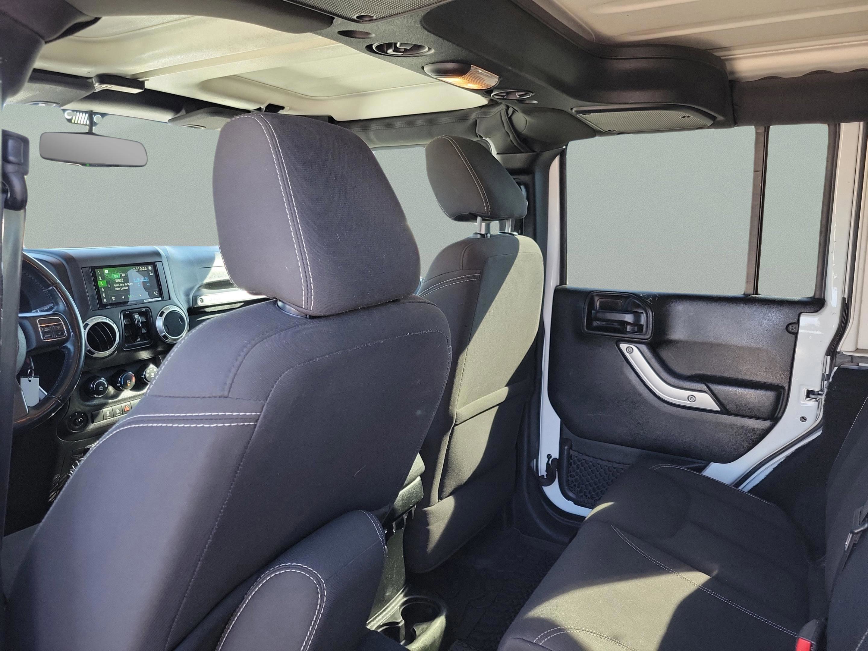 Used 2017 Jeep Wrangler Unlimited Sahara w/ Max Tow Package image 18