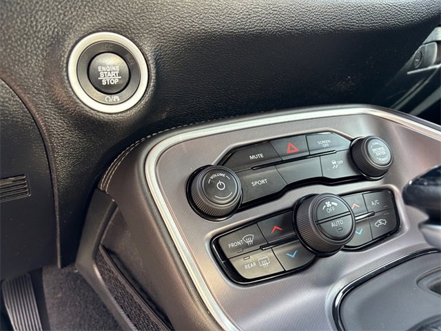 Used 2020 Dodge Challenger SXT w/ Blacktop Package image 25