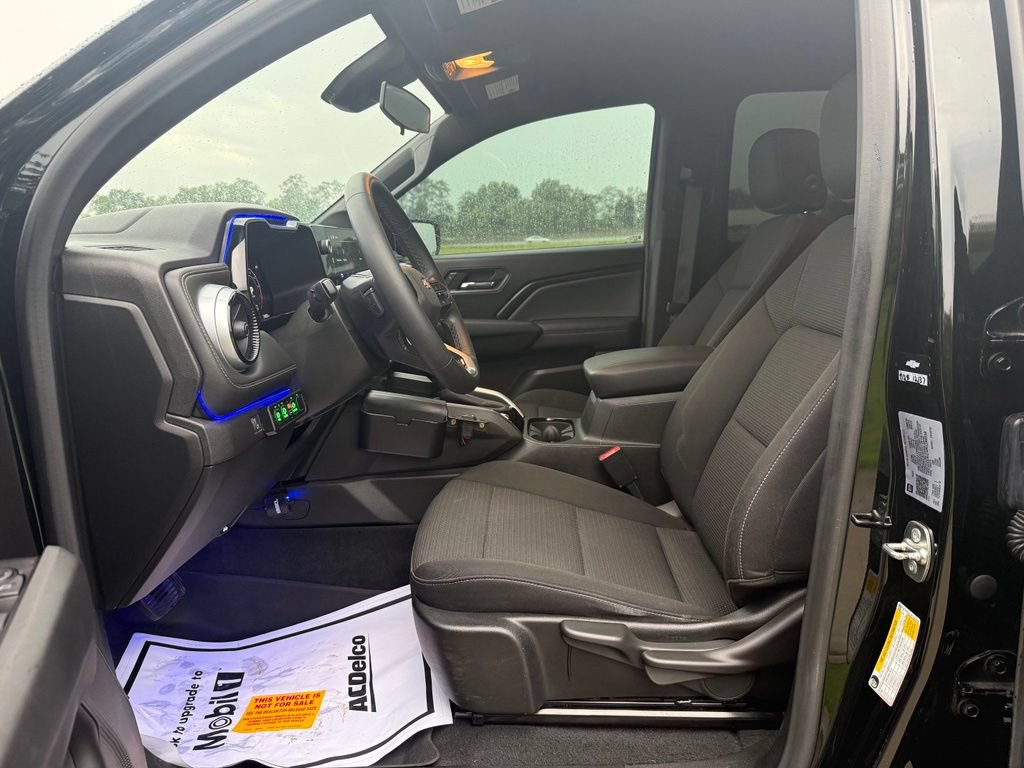 Used 2024 Chevrolet Colorado LT w/ LT Convenience Package RWD image 24