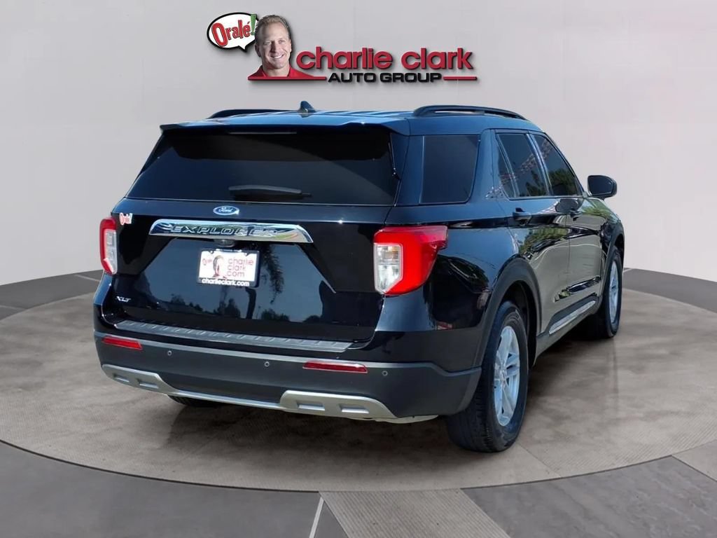 Used 2023 Ford Explorer XLT w/ Equipment Group 202A RWD image 6