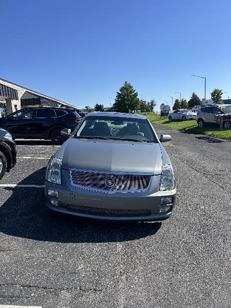 Used 2005 Cadillac STS V8 w/ Preferred Equipment Group RWD image 2