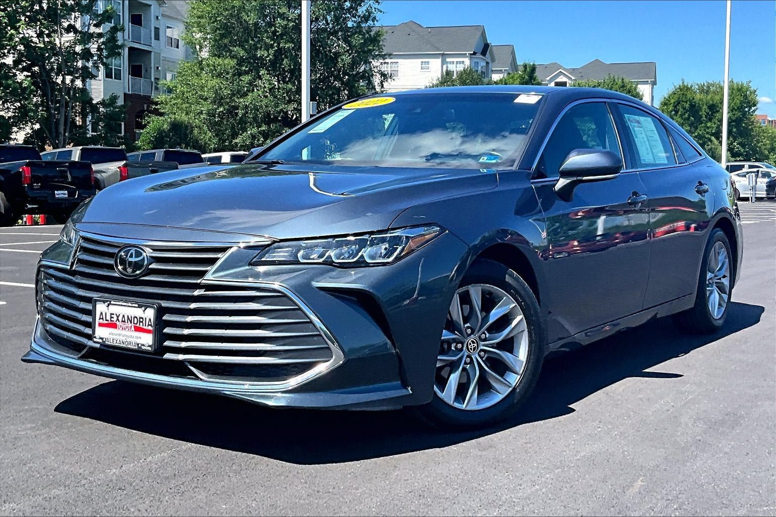 Used 2022 Toyota Avalon XLE