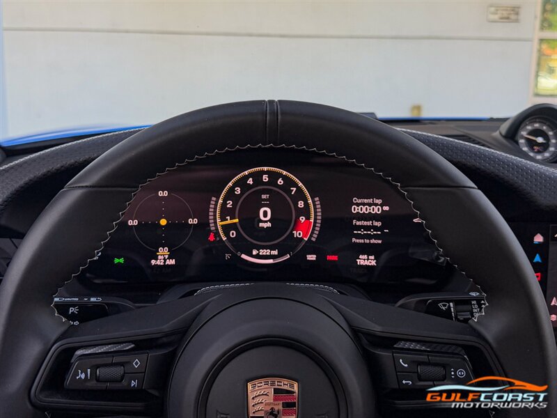 Used 2025 Porsche 911 GT3 RWD image 12