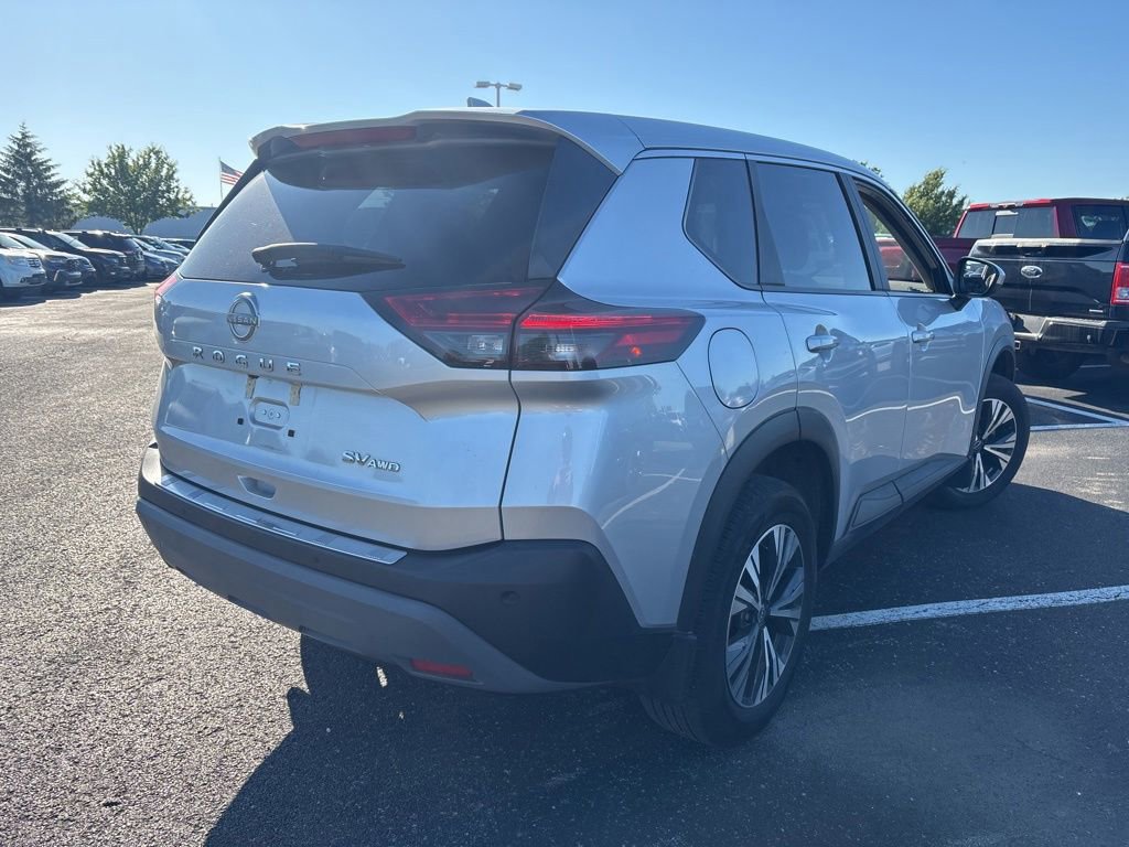 Used 2023 Nissan Rogue SV AWD/4WD image 10