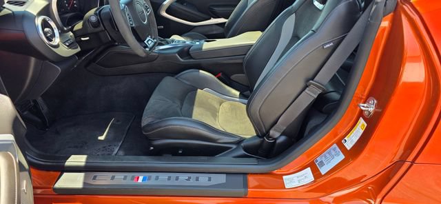 Used 2023 Chevrolet Camaro SS RWD image 9