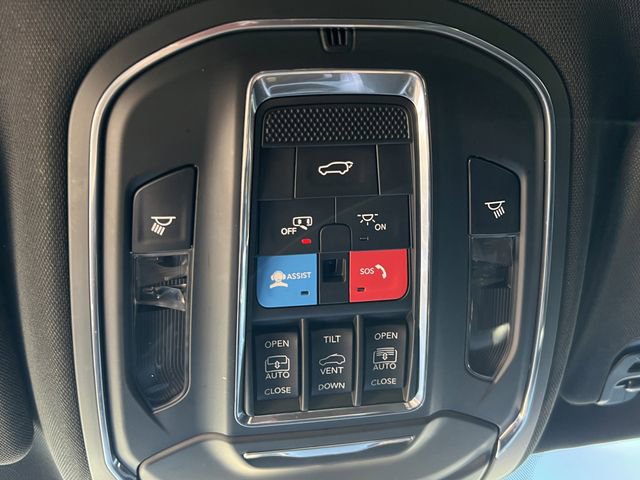 Used 2023 Jeep Wagoneer Series II image 21