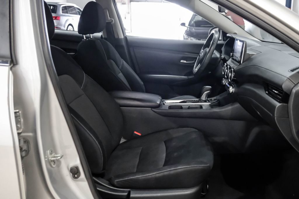 Used 2021 Nissan Sentra SV FWD image 33