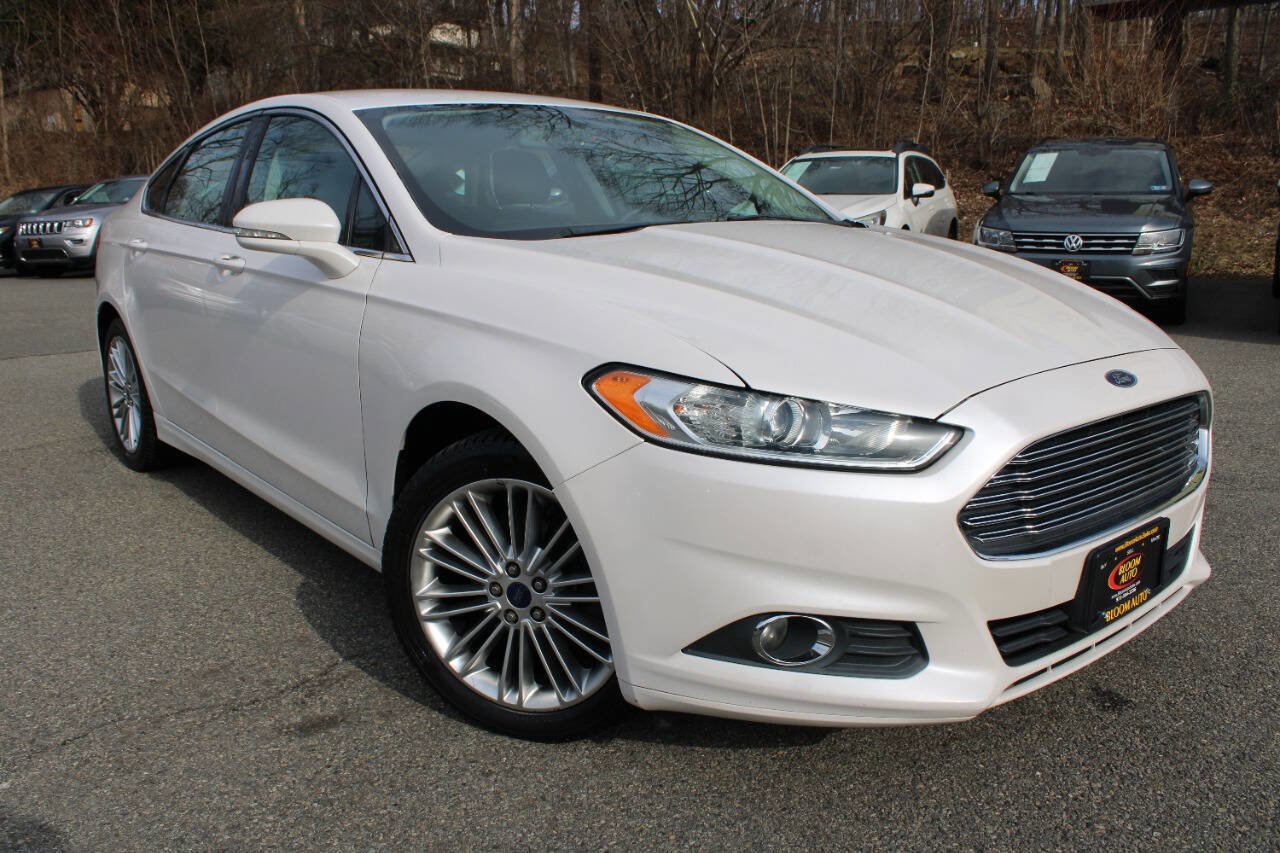 Used 2014 Ford Fusion SE w/ Equipment Group 202A image 4