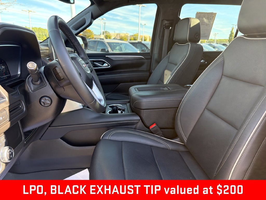 Certified 2023 GMC Yukon XL SLT w/ SLT Premium Package AWD/4WD image 11