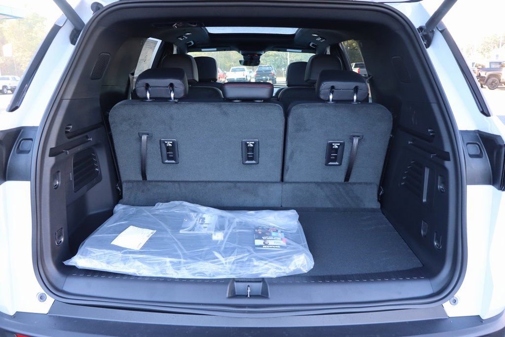 New 2026 Chevrolet Traverse Z71 w/ Enhanced Driving Package image 29