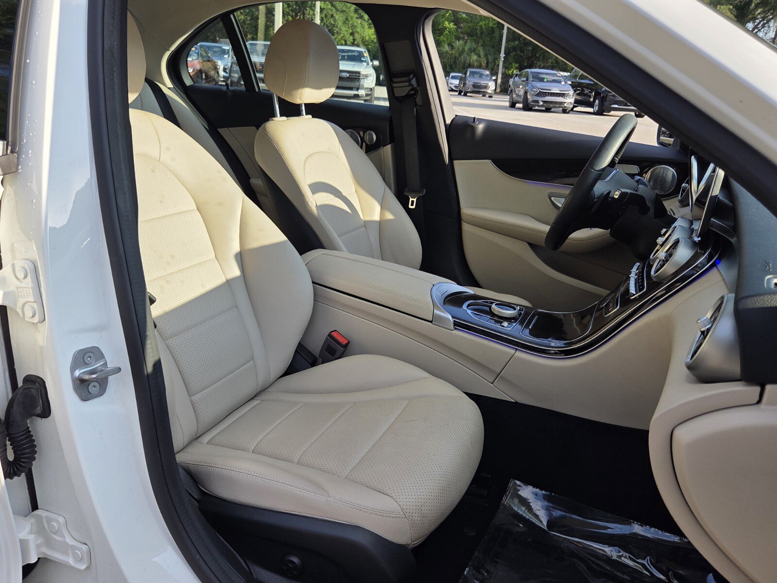 Used 2021 Mercedes-Benz C 300 Sedan image 22
