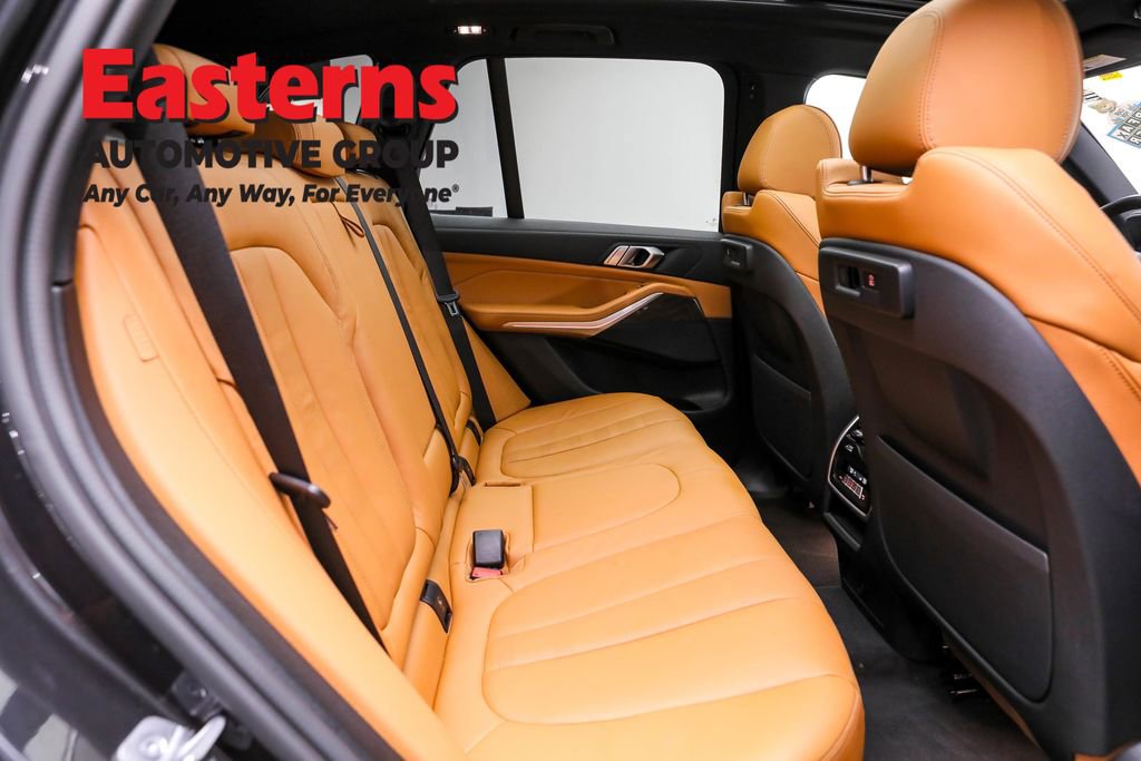 Used 2022 BMW X5 xDrive40i w/ Premium Package image 28