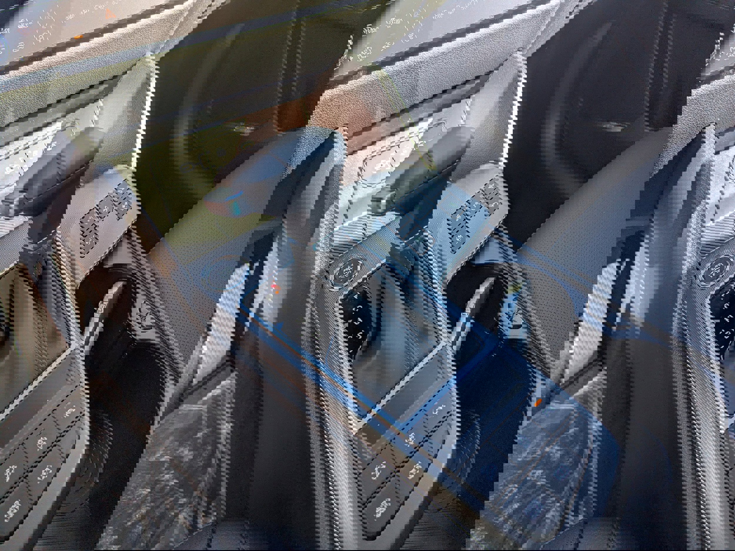 New 2026 Kia Sportage SX image 12