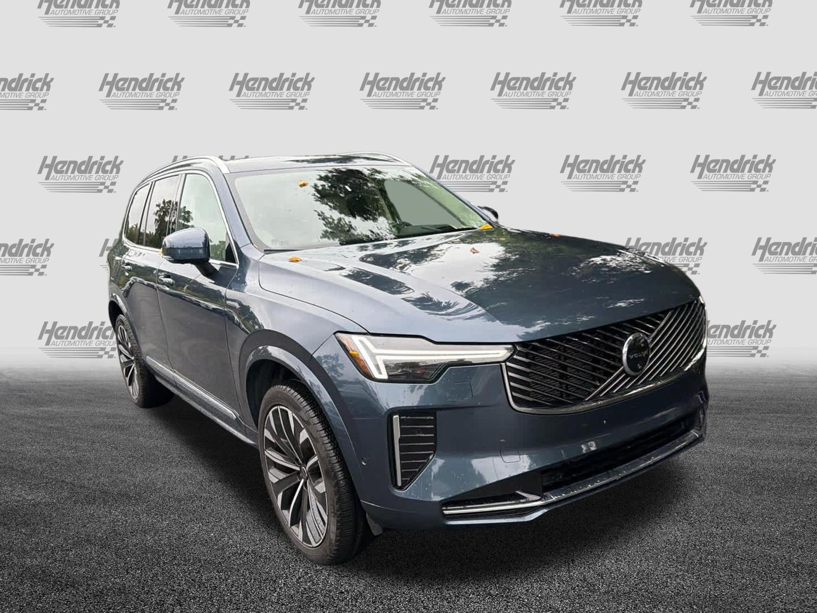 Certified 2026 Volvo XC90 B6 Ultra AWD/4WD image 2
