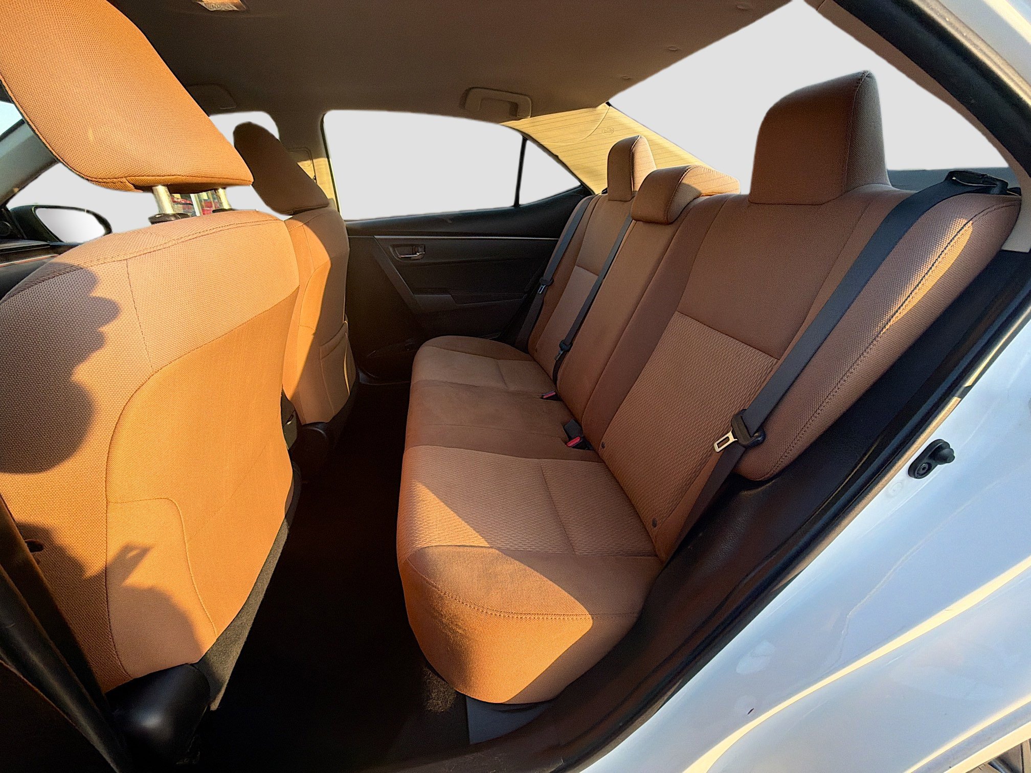 Used 2014 Toyota Corolla LE FWD image 25