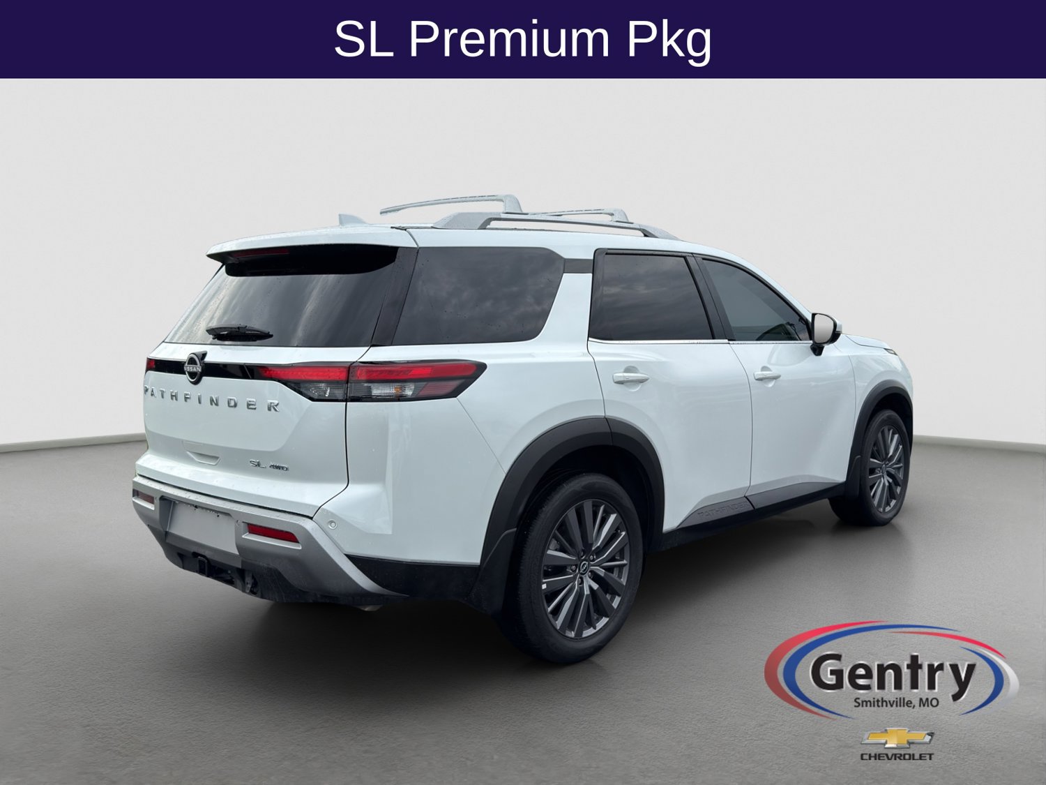 Used 2025 Nissan Pathfinder SL w/ SL Premium Package AWD/4WD image 6