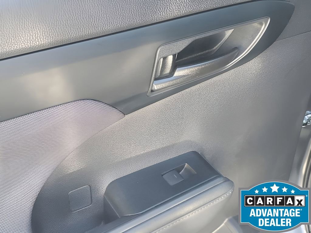 Used 2023 Toyota Highlander LE image 51