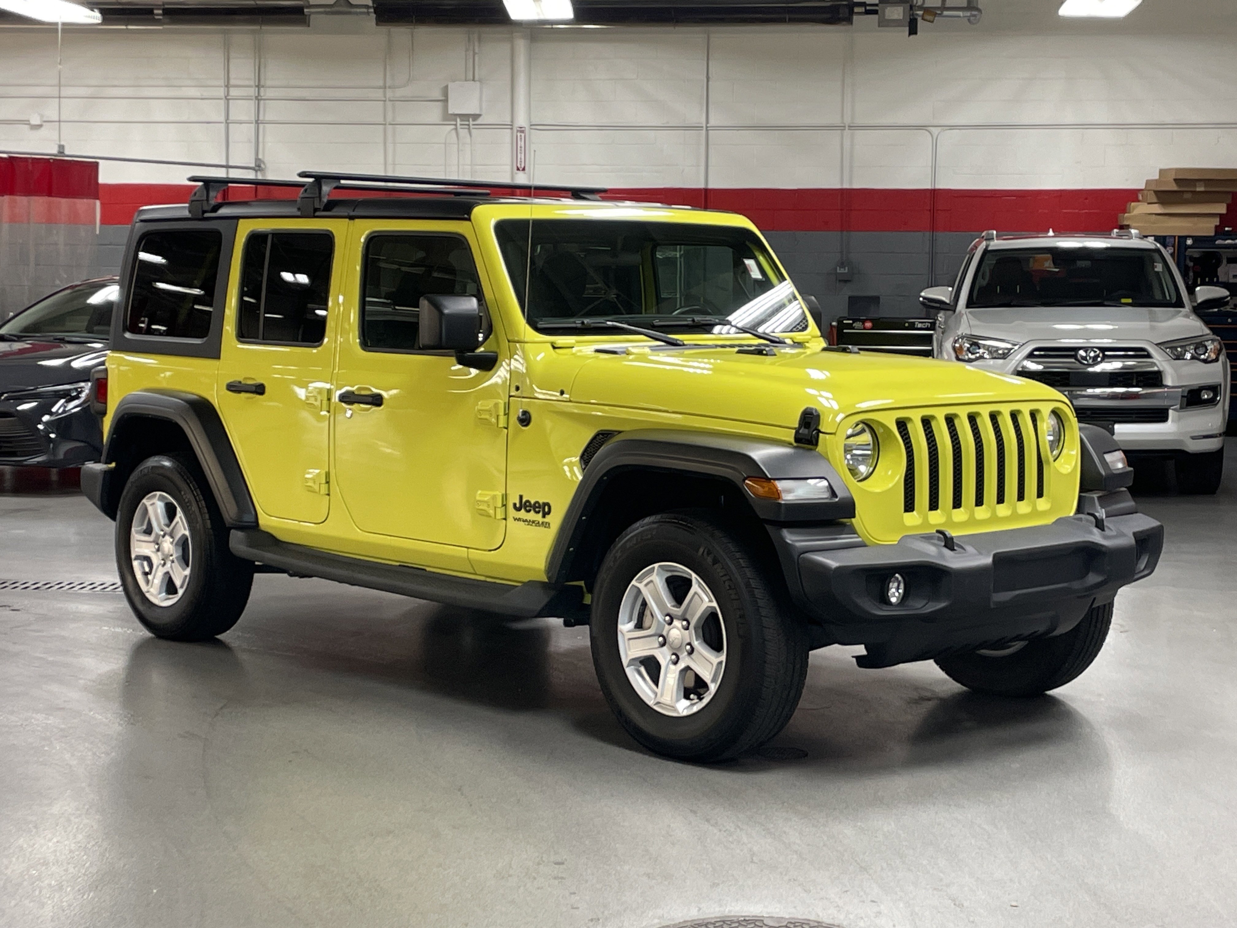 Used 2022 Jeep Wrangler Unlimited Sport image 2