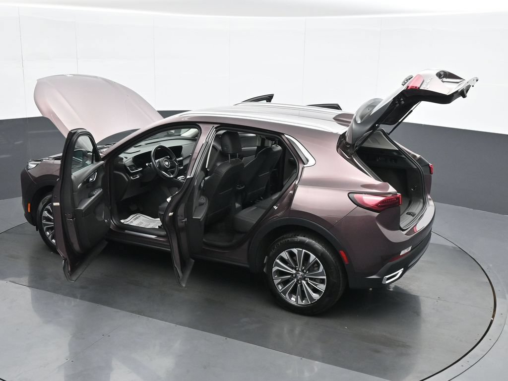 Used 2024 Buick Envision Preferred AWD/4WD image 38
