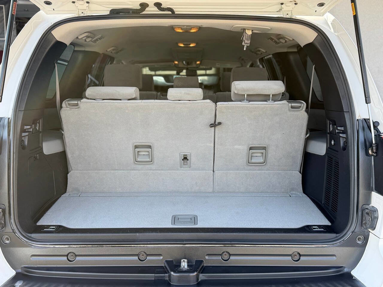 Used 2008 Toyota Sequoia SR5 image 36