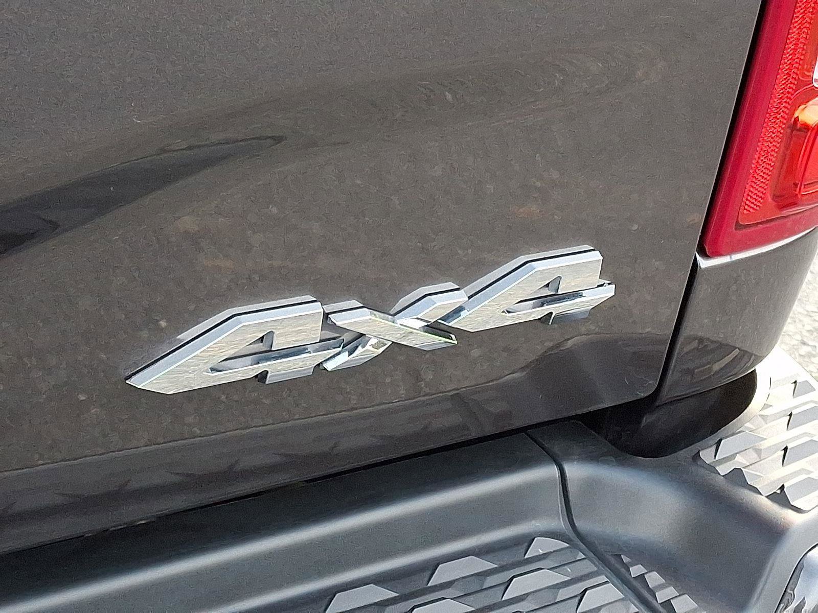 Used 2024 RAM 2500 Laramie w/ Safety Group image 32