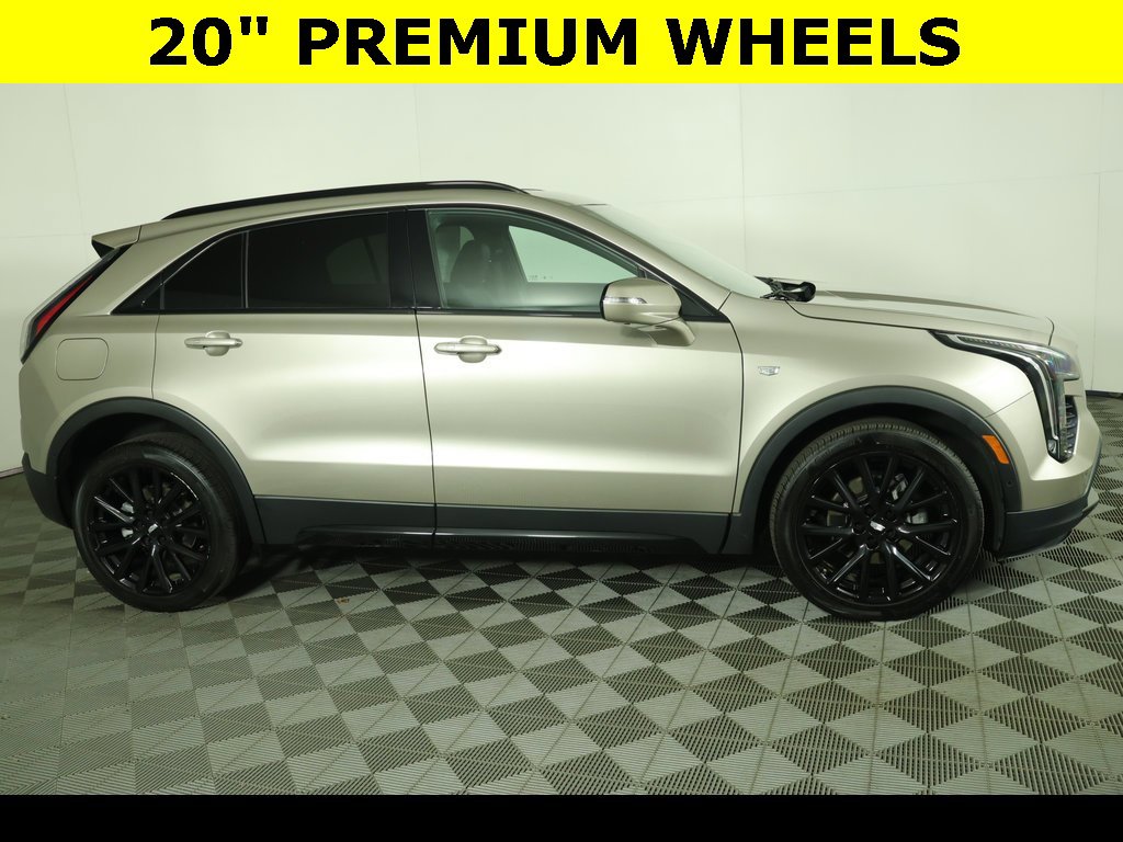 Used 2022 Cadillac XT4 Sport image 12