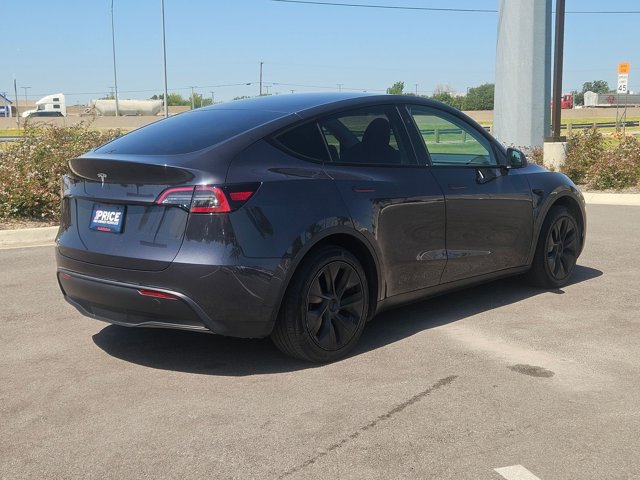Used 2025 Tesla Model Y Long Range RWD image 5