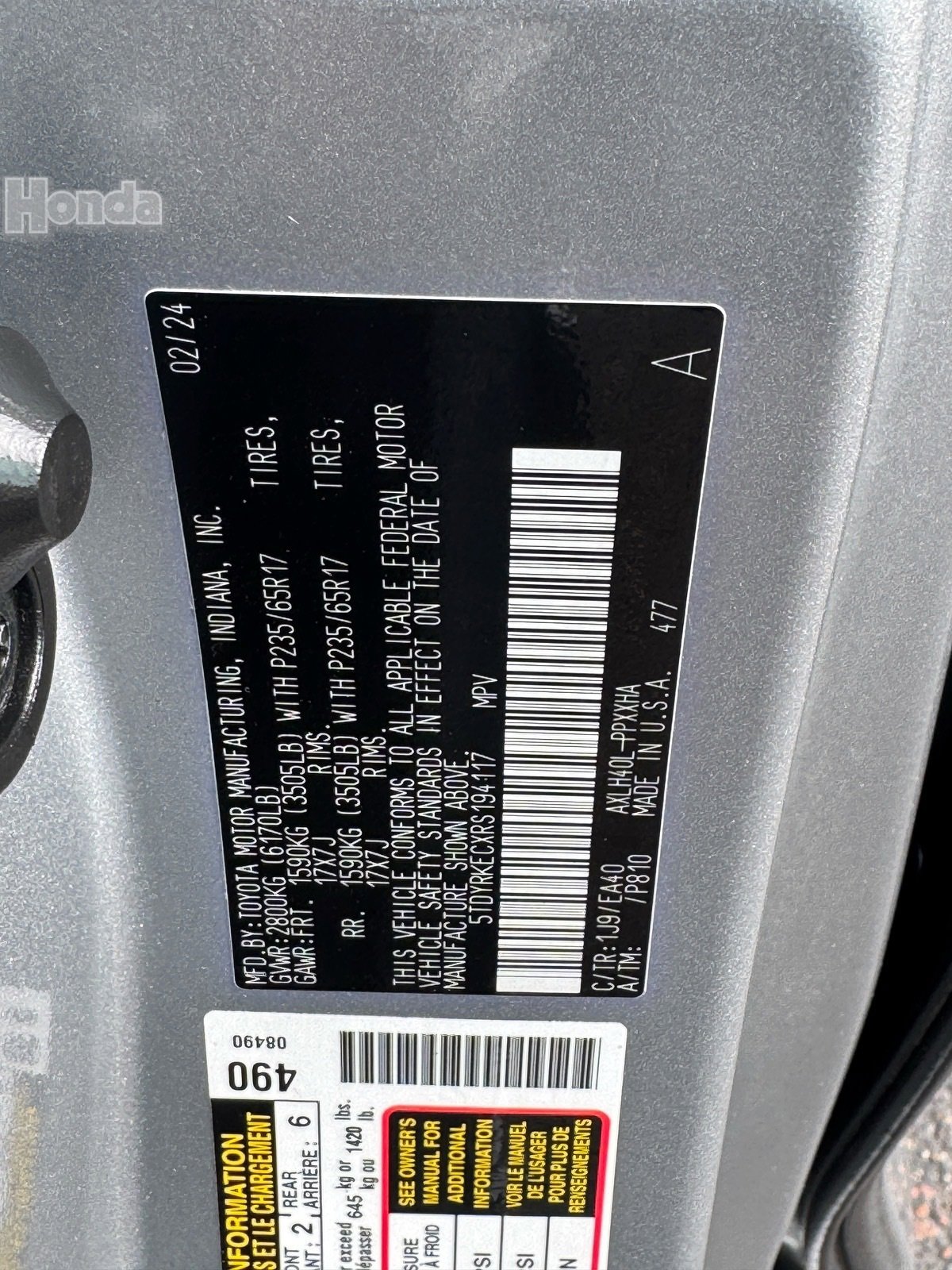 Used 2024 Toyota Sienna XLE image 34