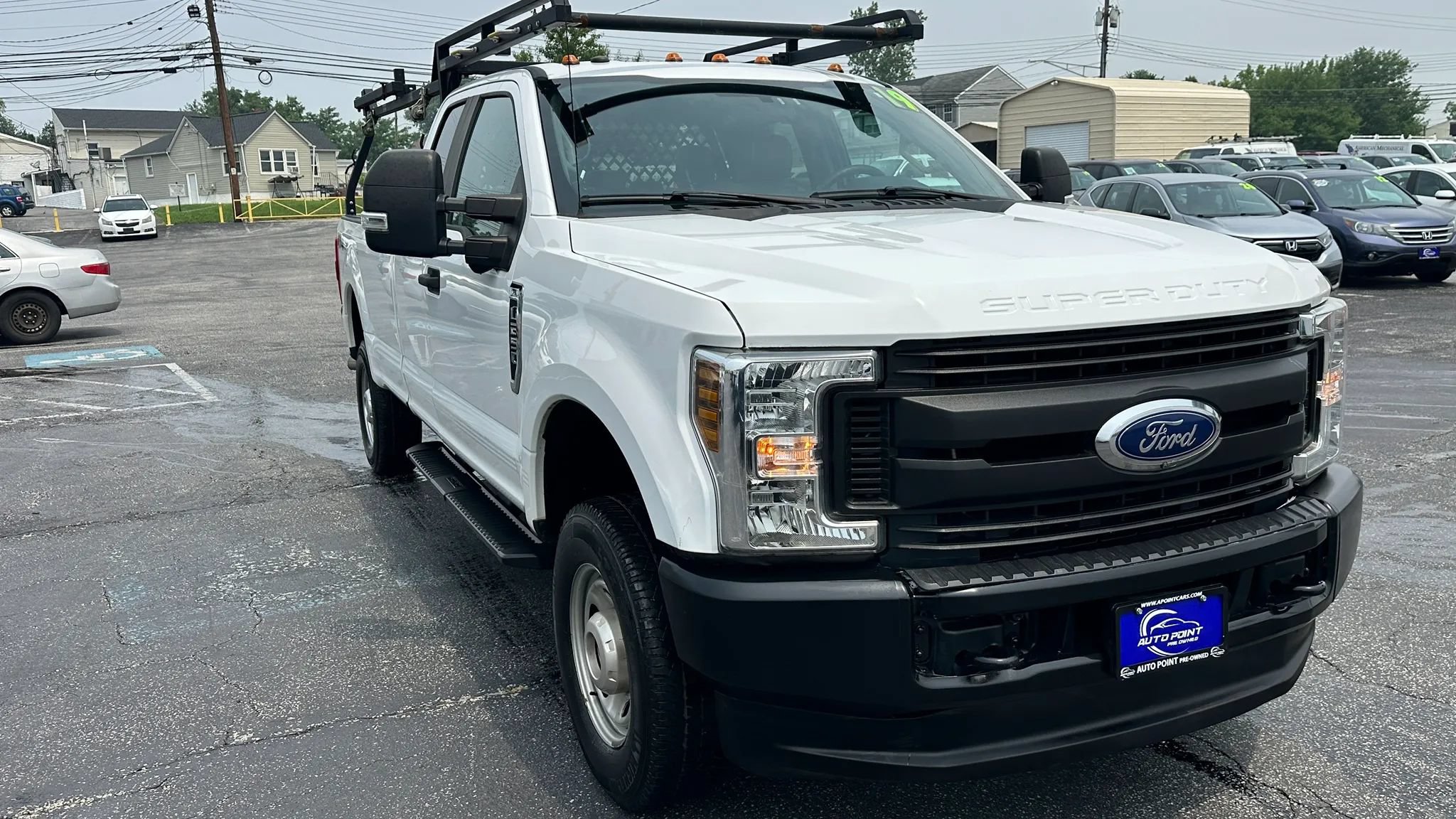 Used 2019 Ford F250 XL w/ Power Equipment Group AWD/4WD image 3