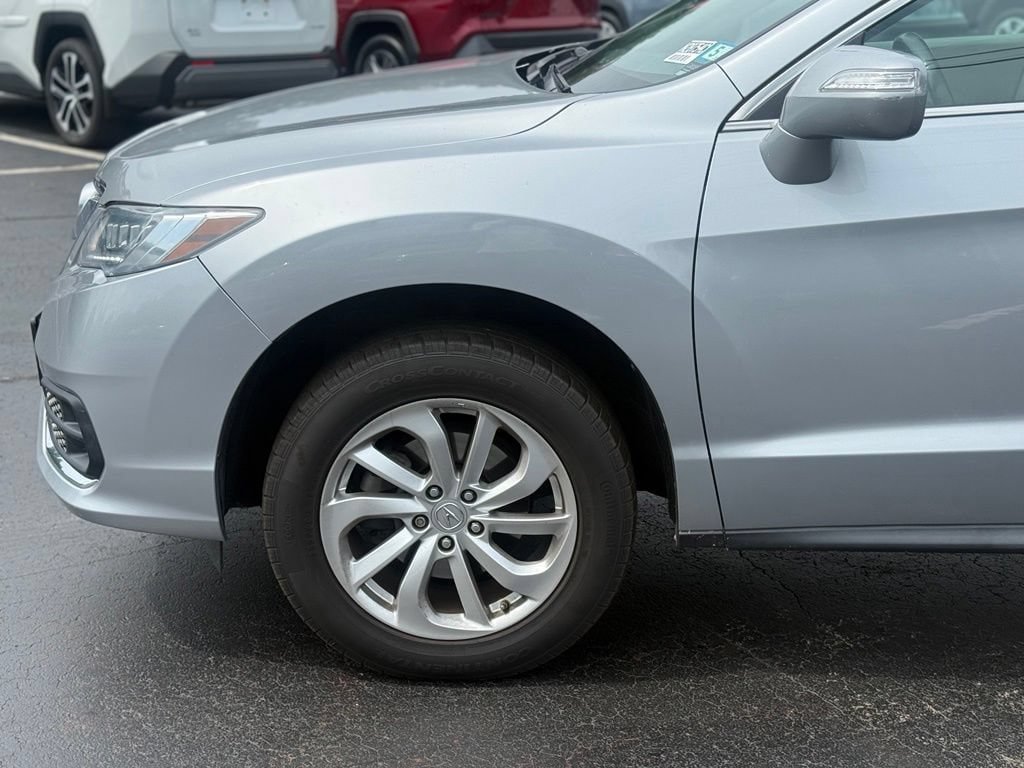 Used 2018 Acura RDX AWD image 2