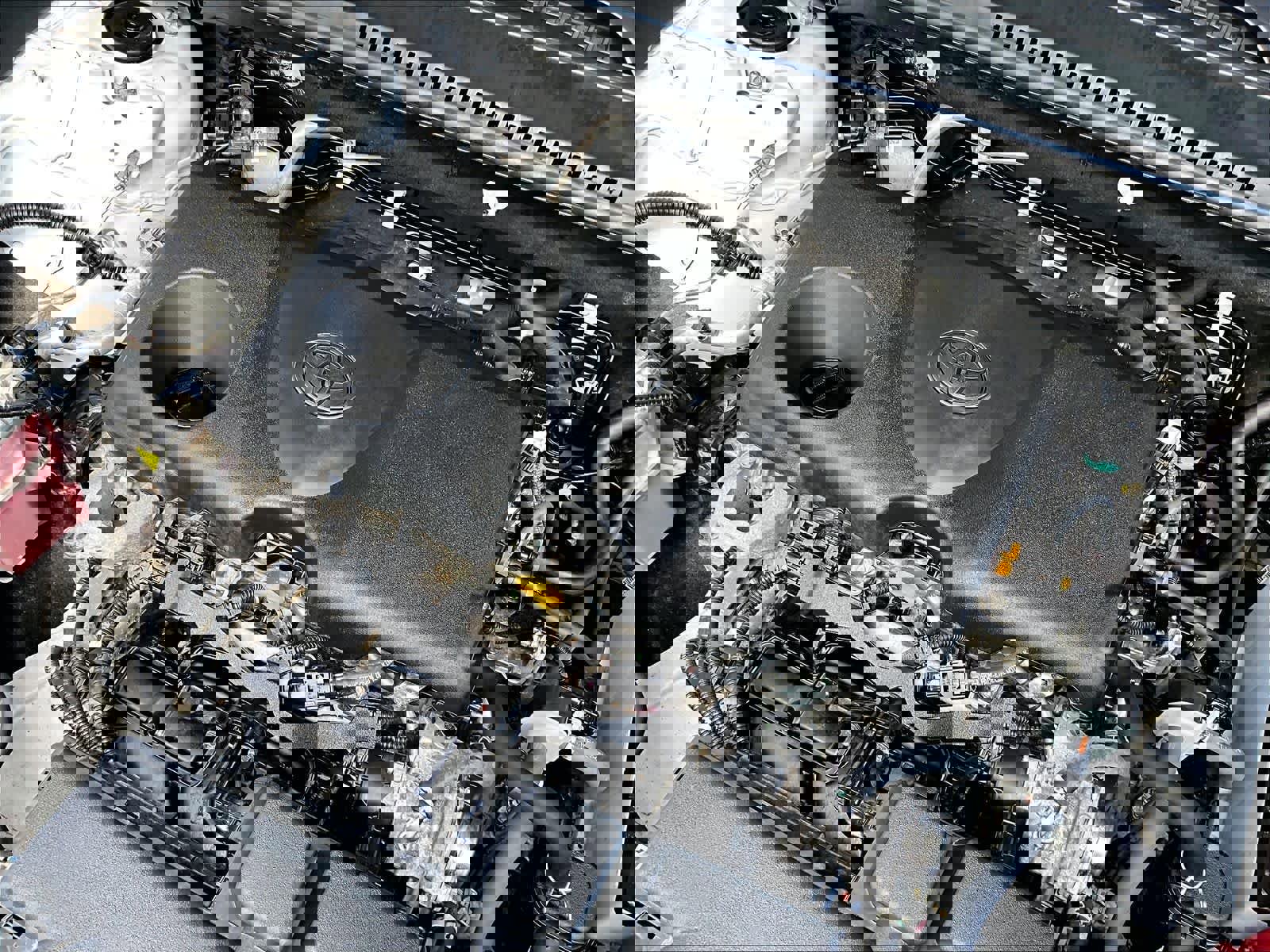 Used 2024 Toyota RAV4 XLE FWD image 34