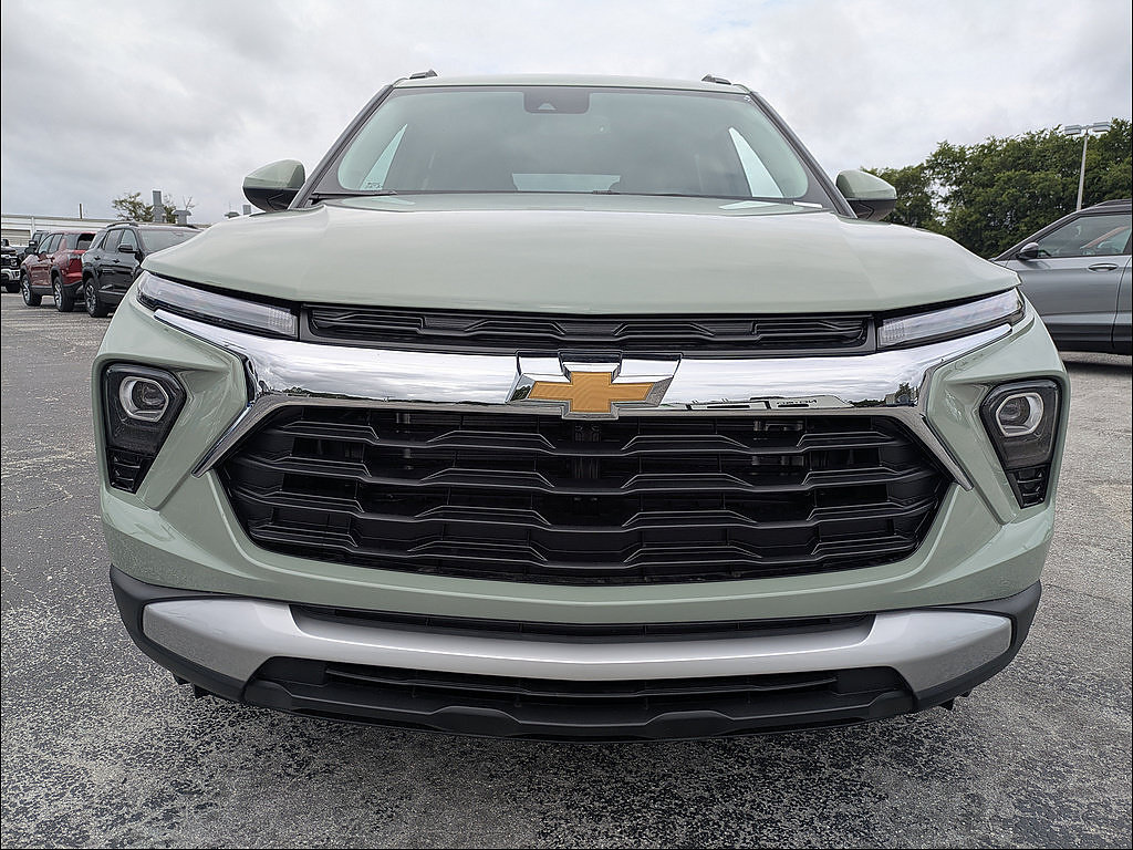 New 2026 Chevrolet TrailBlazer LT w/ Convenience Package FWD image 9