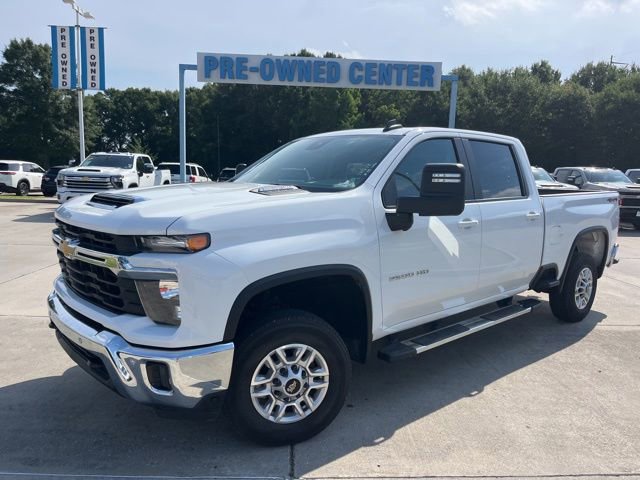 Used 2025 Chevrolet Silverado 2500 LT w/ Safety Package AWD/4WD image 3