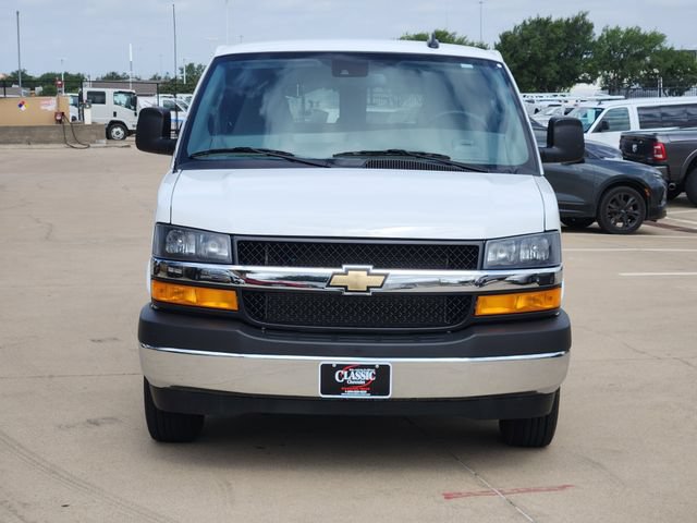 Used 2025 Chevrolet Express 3500 LT w/ LT Preferred Equipment Group RWD image 9
